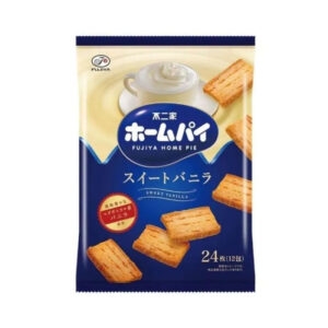 A cream and blue bag of Fujiya Home Pie Sweet Vanilla featuring golden-brown flaky biscuits and a cup of cream.
